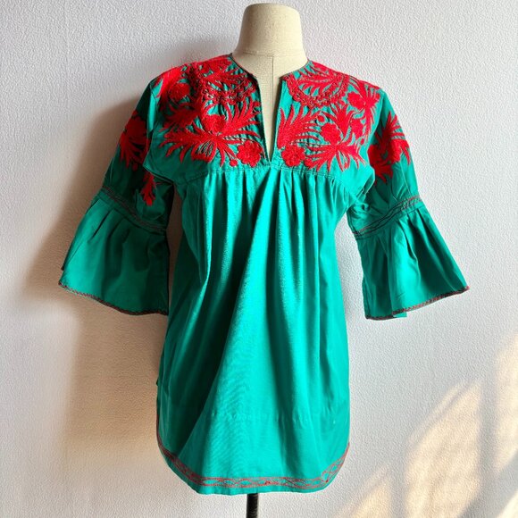 1970s Hippie Boho Embroidered Flare Sleeve Blouse - Picture 1 of 11